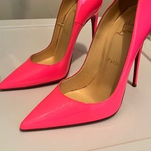 Christian Louboutin So Kate 120
